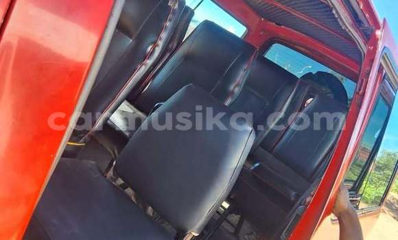 Buy Used Toyota Hiace Red Car in Harare in Harare Buy Used Toyota Hiace Red Car in Harare in Harare