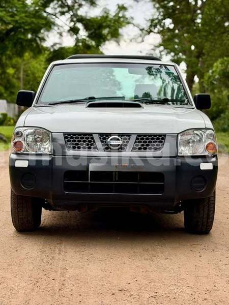 Big with watermark nissan np 300 harare harare 37802