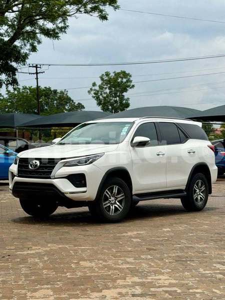 Big with watermark toyota fortuner harare harare 37808