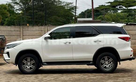 Buy Used Toyota Fortuner White Car in Harare in Harare Buy Used Toyota Fortuner White Car in Harare in Harare