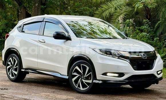 Buy Used Honda Vezel White Car in Harare in Harare Buy Used Honda Vezel White Car in Harare in Harare