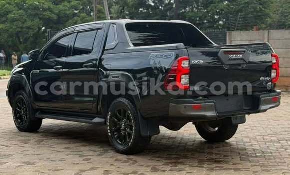 Buy Used Toyota Hilux Black Car in Harare in Harare Buy Used Toyota Hilux Black Car in Harare in Harare
