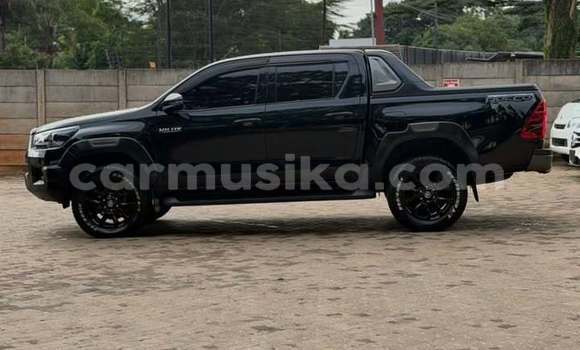 Buy Used Toyota Hilux Black Car in Harare in Harare Buy Used Toyota Hilux Black Car in Harare in Harare