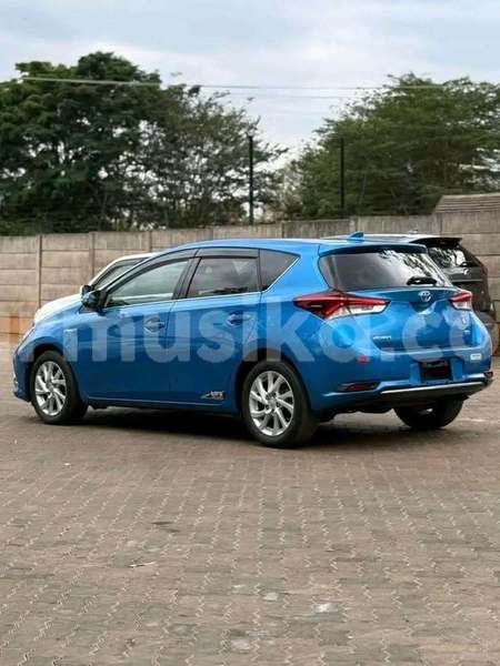 Big with watermark toyota auris harare harare 37821