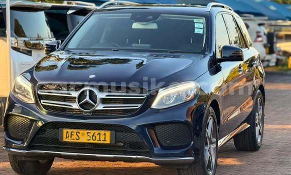 Buy Used Mercedes‒Benz W100 Black Car in Harare in Harare Buy Used Mercedes‒Benz W100 Black Car in Harare in Harare