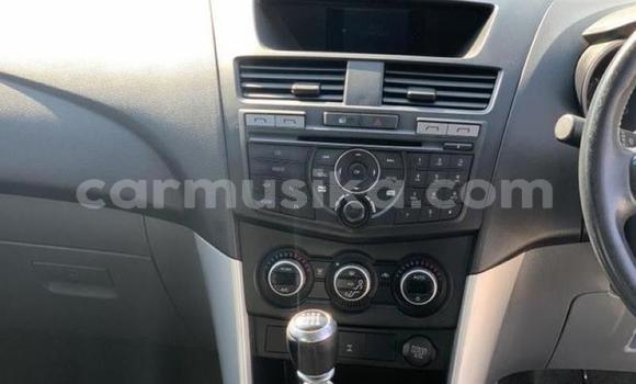 Nunua Ilio tumika Mazda BT-50 Nyeupe Gari ndani ya Harare nchini Harare Nunua Ilio tumika Mazda BT-50 Nyeupe Gari ndani ya Harare nchini Harare