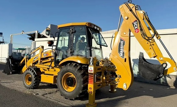 Tenga Itsva Caterpillar 120 Zvimwe Rori in Harare in Harare Tenga Itsva Caterpillar 120 Zvimwe Rori in Harare in Harare