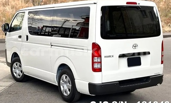 Buy New Toyota Hiace White Car in Harare in Harare