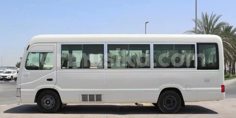 Big with watermark toyota coaster harare harare 37933