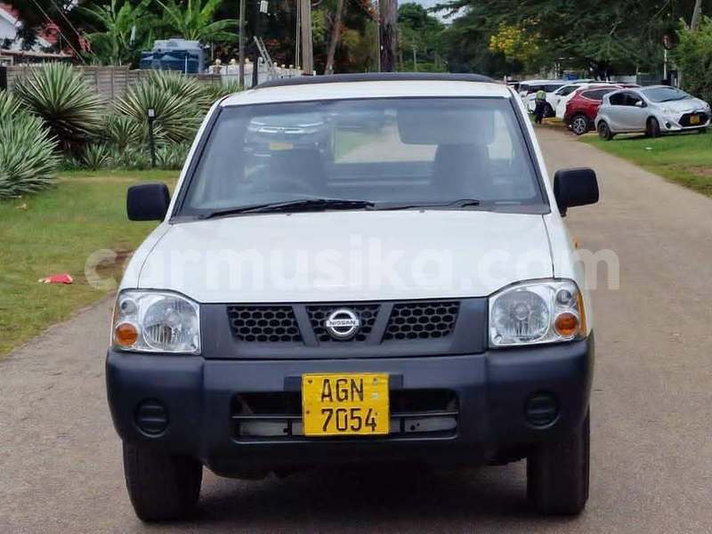Big with watermark nissan np 300 harare harare 37945