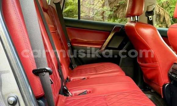 Buy Used Toyota Land Cruiser Prado Black Car in Harare in Harare Buy Used Toyota Land Cruiser Prado Black Car in Harare in Harare