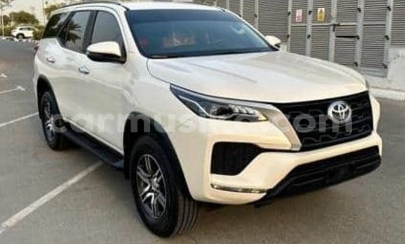 Buy Used Toyota Fortuner White Car in Harare in Harare