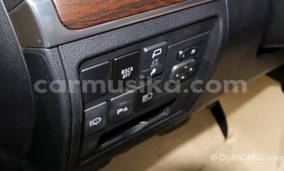 Acheter Import Voiture Toyota Land Cruiser Noir à Import - Dubai, Harare Acheter Import Voiture Toyota Land Cruiser Noir à Import - Dubai, Harare