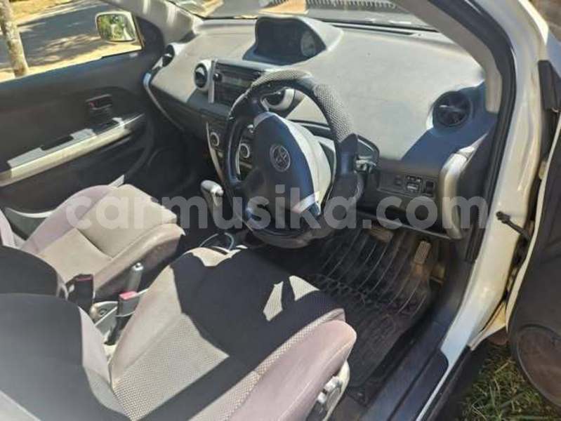 Big with watermark toyota ist harare harare 37991