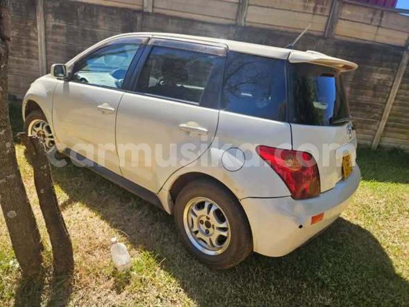Big with watermark toyota ist harare harare 37991