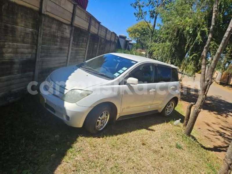 Big with watermark toyota ist harare harare 37991