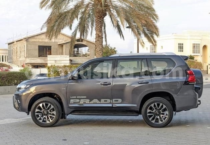 Big with watermark toyota land cruiser prado harare harare 38012