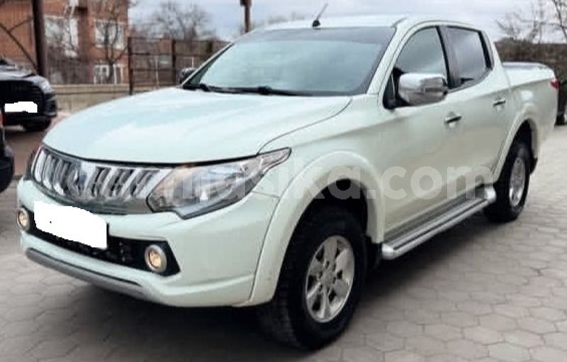 Big with watermark mitsubishi l200 harare harare 38015