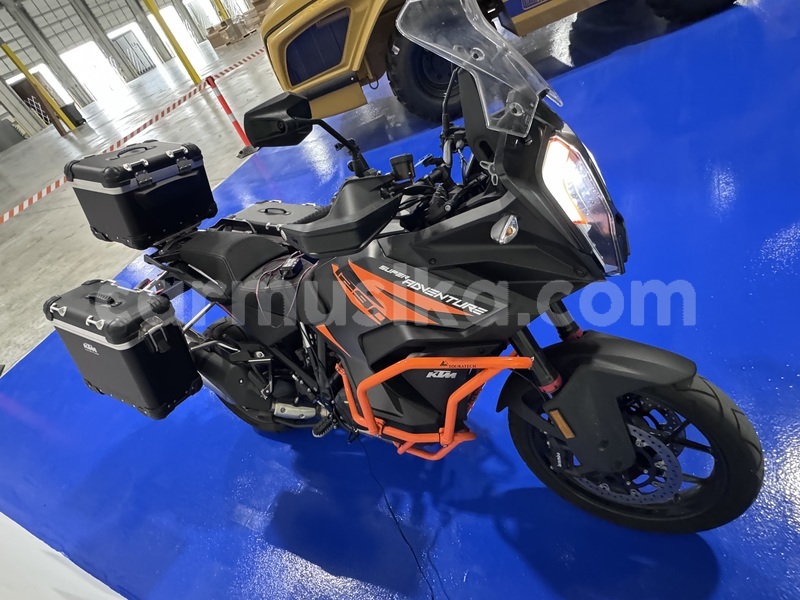 Big with watermark ktm superduke matabeleland north victoria falls 38021