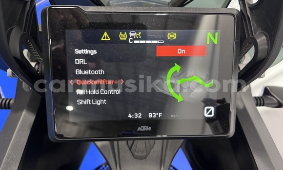 Nunua Ilio tumika KTM SuperDuke Nyeusi Bike ndani ya Victoria Falls nchini Matabeleland Kaskazini Nunua Ilio tumika KTM SuperDuke Nyeusi Bike ndani ya Victoria Falls nchini Matabeleland Kaskazini