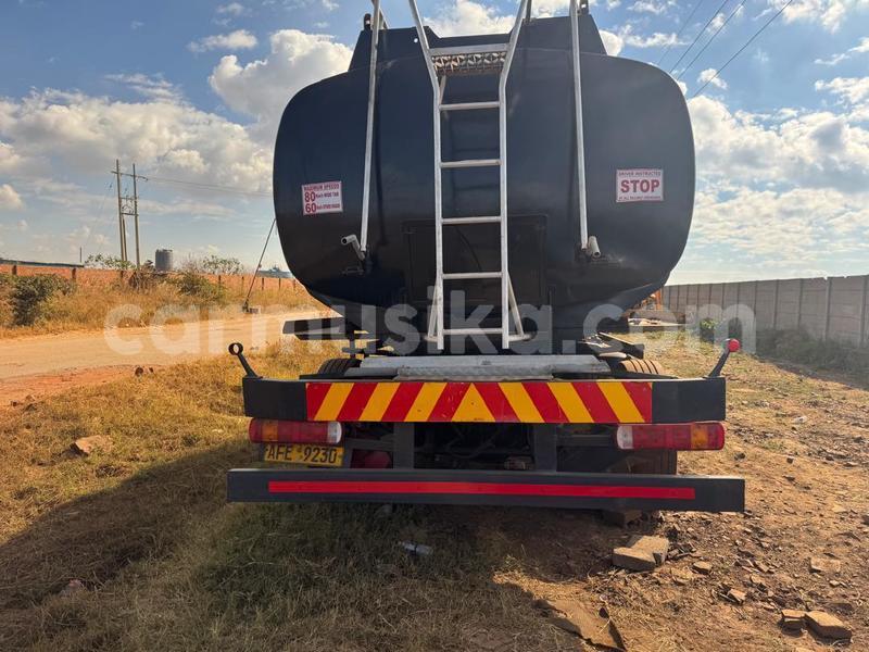 Big with watermark daf cf harare harare 38022