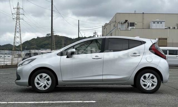 Buy Used Toyota Aqua Silver Car in Beitbridge in Matabeleland South Buy Used Toyota Aqua Silver Car in Beitbridge in Matabeleland South