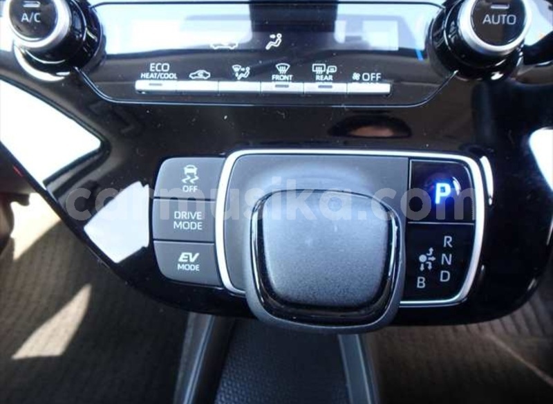Big with watermark toyota aqua matabeleland south beitbridge 38023