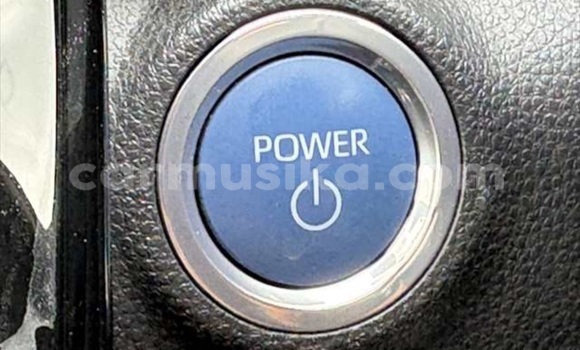 Buy Used Toyota Aqua Silver Car in Beitbridge in Matabeleland South Buy Used Toyota Aqua Silver Car in Beitbridge in Matabeleland South