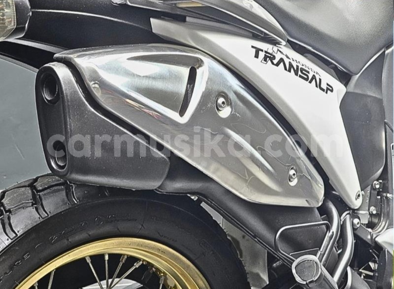 Big with watermark honda xl matabeleland south beitbridge 38024