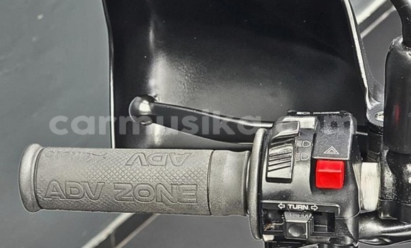 Buy Used Honda XL Black Bike in Beitbridge in Matabeleland South Buy Used Honda XL Black Bike in Beitbridge in Matabeleland South