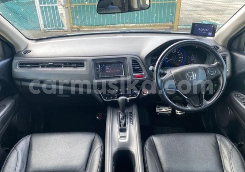 Big with watermark honda vezel matabeleland south beitbridge 38026