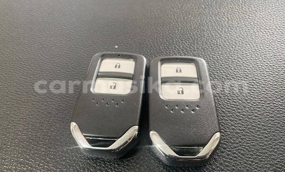 Buy Used Honda Vezel Silver Car in Beitbridge in Matabeleland South Buy Used Honda Vezel Silver Car in Beitbridge in Matabeleland South