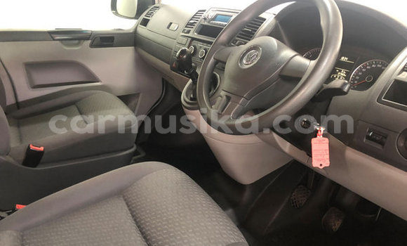 Acheter Occasion Voiture Volkswagen Amarok Blanc à Beitbridge, Matabeleland South Acheter Occasion Voiture Volkswagen Amarok Blanc à Beitbridge, Matabeleland South