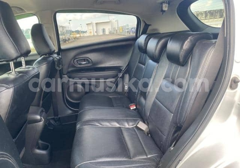 Big with watermark honda vezel matabeleland south beitbridge 38026
