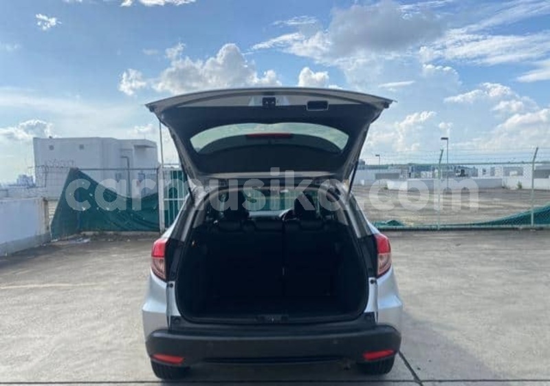 Big with watermark honda vezel matabeleland south beitbridge 38026