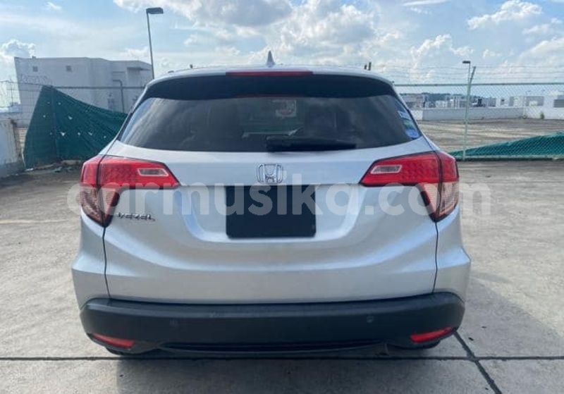 Big with watermark honda vezel matabeleland south beitbridge 38026