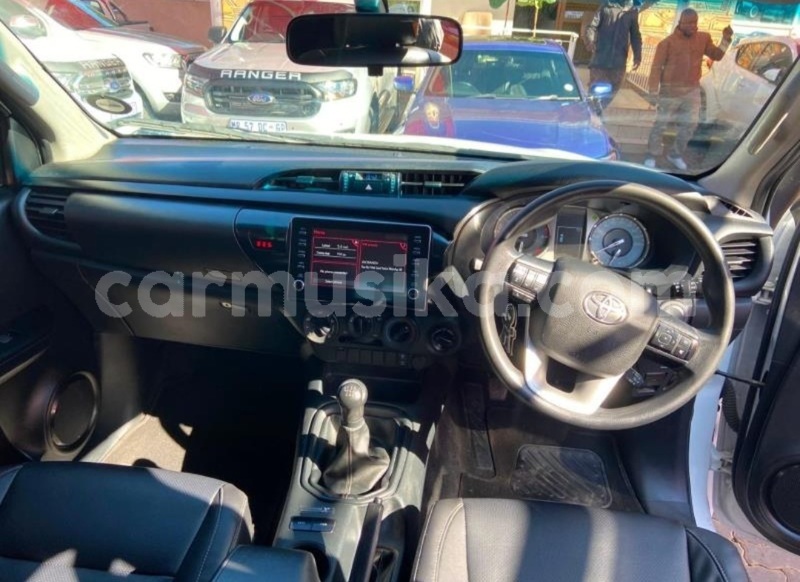 Big with watermark toyota hilux matabeleland south beitbridge 38027