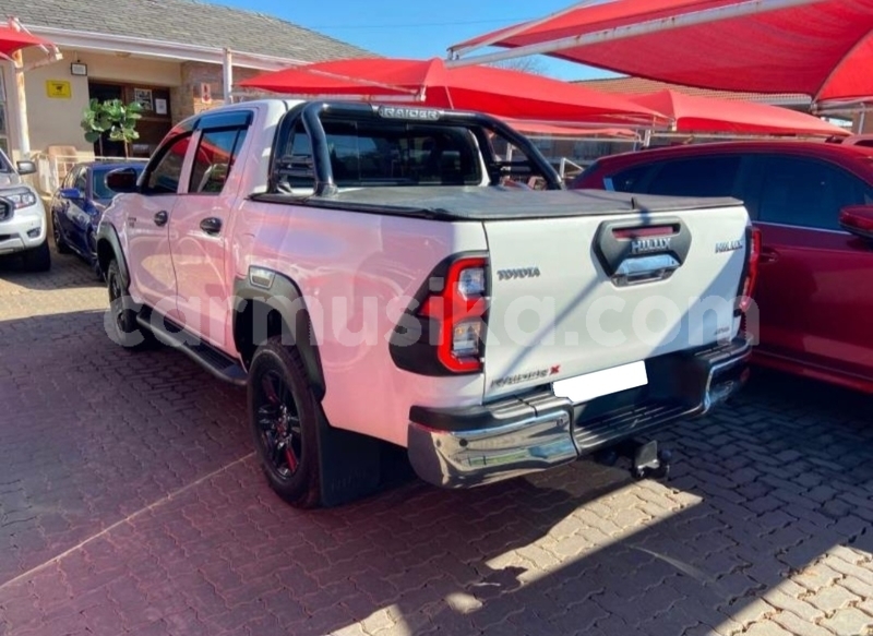 Big with watermark toyota hilux matabeleland south beitbridge 38027