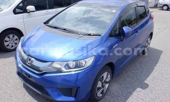 Buy Used Honda Fit Blue Car in Beitbridge in Matabeleland South