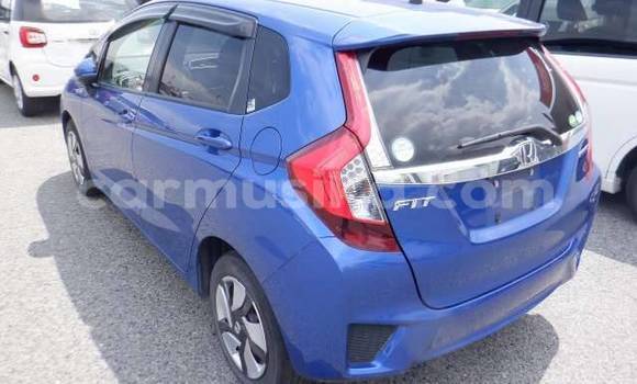 Buy Used Honda Fit Blue Car in Beitbridge in Matabeleland South Buy Used Honda Fit Blue Car in Beitbridge in Matabeleland South