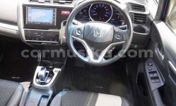 Buy Used Honda Fit Blue Car in Beitbridge in Matabeleland South Buy Used Honda Fit Blue Car in Beitbridge in Matabeleland South
