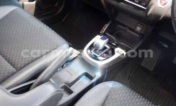 Buy Used Honda Fit Blue Car in Beitbridge in Matabeleland South Buy Used Honda Fit Blue Car in Beitbridge in Matabeleland South