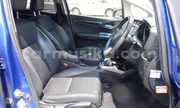 Buy Used Honda Fit Blue Car in Beitbridge in Matabeleland South Buy Used Honda Fit Blue Car in Beitbridge in Matabeleland South