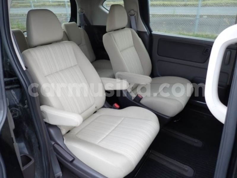 Big with watermark honda freed matabeleland south beitbridge 38033