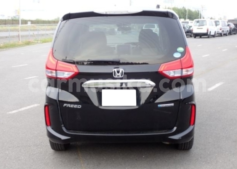 Big with watermark honda freed matabeleland south beitbridge 38033