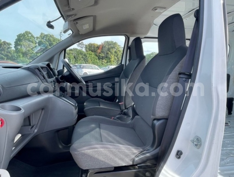 Big with watermark nissan nv200 bulawayo bulawayo 38036