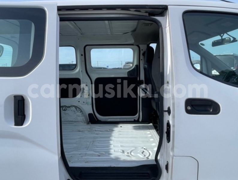 Big with watermark nissan nv200 bulawayo bulawayo 38036