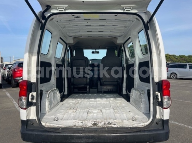 Big with watermark nissan nv200 bulawayo bulawayo 38036