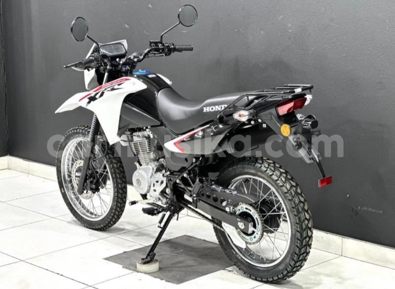 Big with watermark honda xr matabeleland south beitbridge 38037