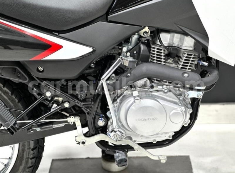 Big with watermark honda xr matabeleland south beitbridge 38037